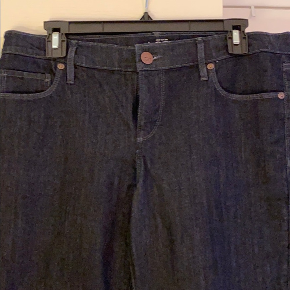 Skinny jeans with zipper on ankle